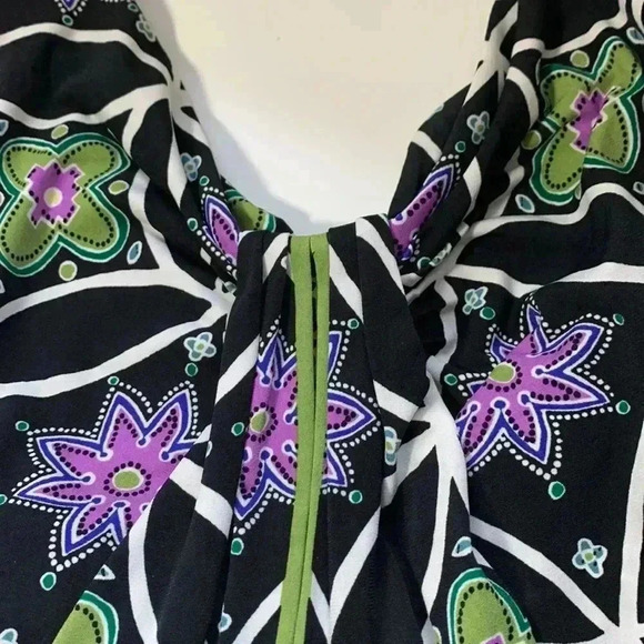 Maggy London summer dress, purple and  green, jersey knit, lightweight - Picture 6 of 9